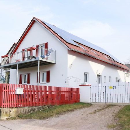 La Toskana Apartment Ihr Rueckzugsort Am Regen Zeitlarn Εξωτερικό φωτογραφία
